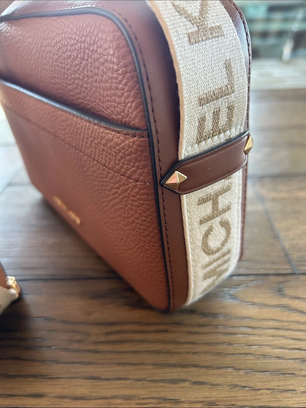 Michale Kors Jet Set Crossbody